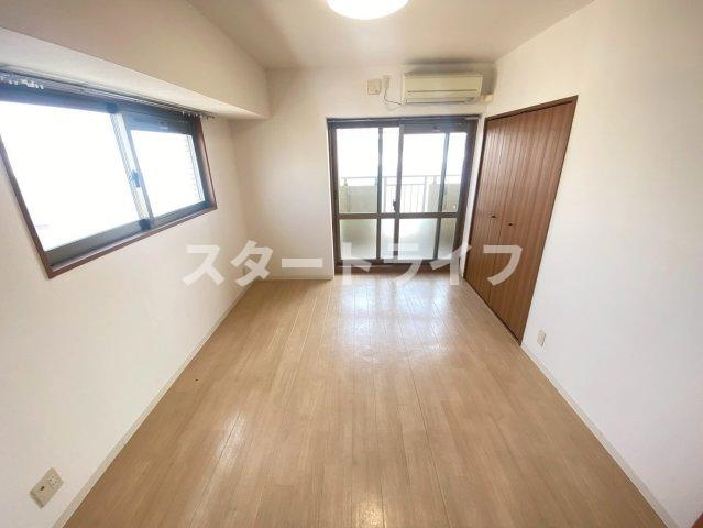 大阪市淀川区三国本町１丁目の賃貸マンションの寝室