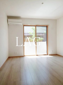 【居間・リビング】 | ロワール原木 | 洋室のお部屋です。