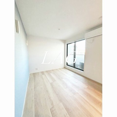 【居間・リビング】 | ＦＯＲＥＳＴ　ＩＷＡＴＳＵＫＩ | 洋室のお部屋です。