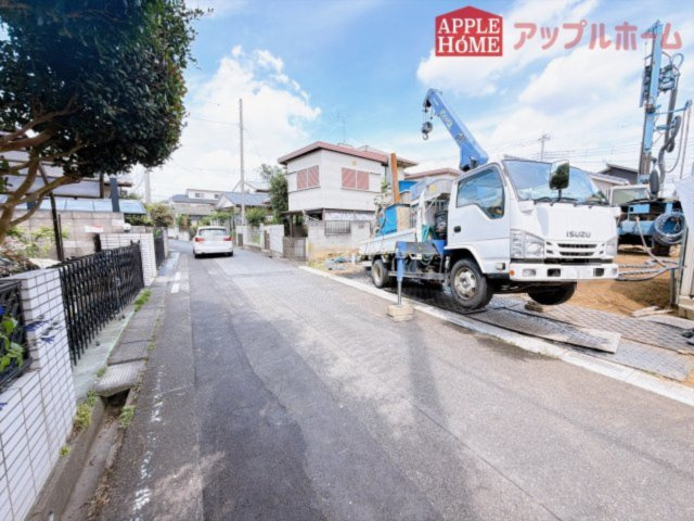 [新築住宅] 坂戸市清水町 全1棟の前面道路含む現地写真