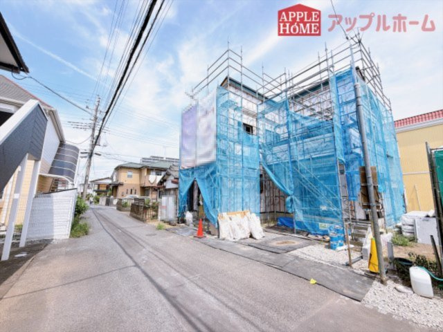 [新築住宅] 坂戸市三光町 5期 全2棟の前面道路含む現地写真