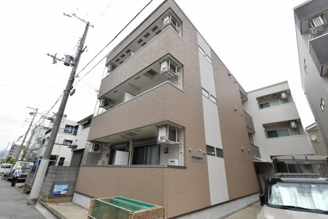 フジパレス西宮WESTの外観