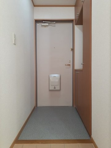クレメンティアの玄関
