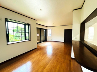 【居間・リビング】 | 若葉区北大宮台　中古戸建