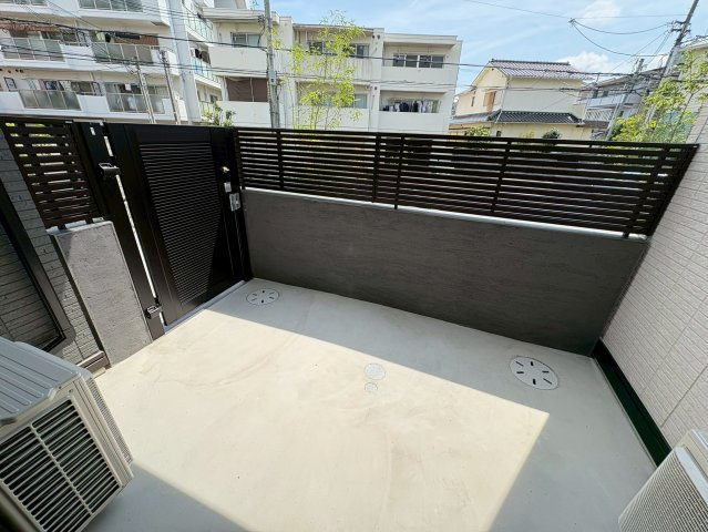 NIGAWA RESIDENCE Ⅱのバルコニー|※建築中の為、実際のお部屋と仕様が異なるケースがございます。