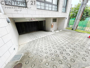 地下駐車場