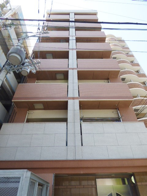 コンソラーレ瓦屋町の外観