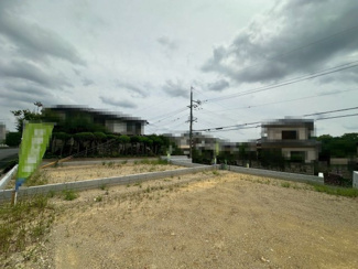 【外観】 | 赤坂台9期　新築分譲住宅 | 主寝室としても利用できる約７．７帖の洋室は南側にバルコニーがあり、日当たり良好です♪温かい光の差し込むゆとりのある居室をぜひ現地にてご確認くださいませ！