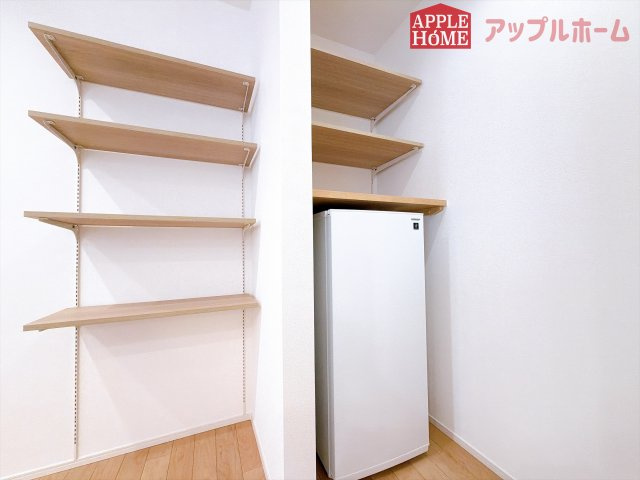 [新築住宅] 熊谷市玉井南2丁目の収納|収納棚あります♪