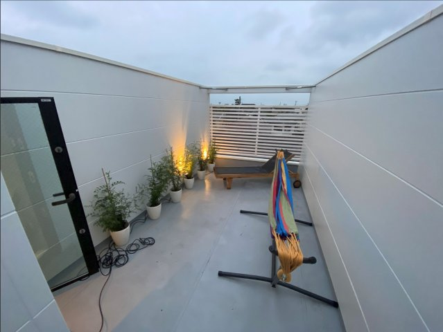 【バルコニー】 | The Terrace 鵠沼藤ヶ谷 | 開放的で明るい空間を演出してくれるバルコニーです