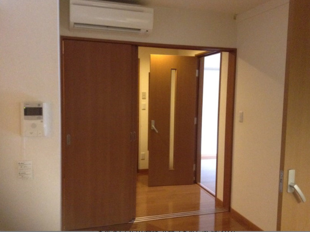 mia casa Cタイプの居間・リビング