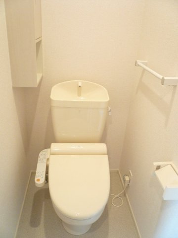【トイレ】 | ラ・ポエム | 落ち着いたトイレです