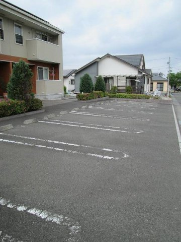 【駐車場】 | カルム　メゾン | 駐車スペースもあります