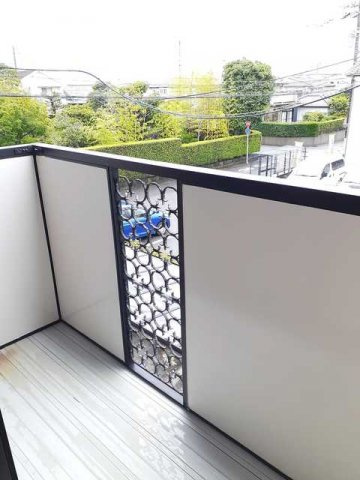 【バルコニー】 | ビバーチェ | 落ち着いた時間を過ごせるバルコニーです