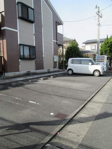 【駐車場】 | ビバーチェ | カースペースがあります