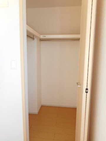 【収納】 | アメシスト | たっぷりとした収納スペースです