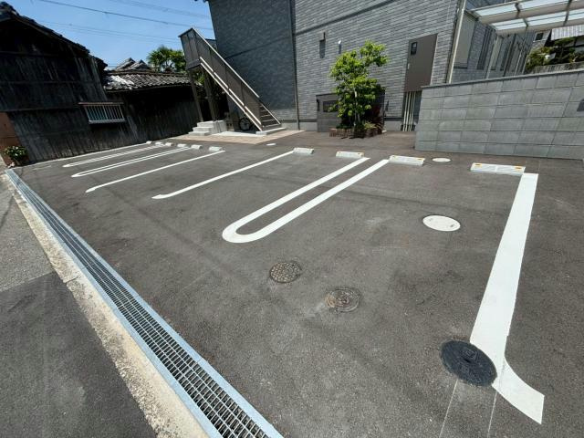 Pure　Ryujuの駐車場
