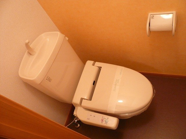 【トイレ】 | ローレルハウス | ゆったりとした空間のトイレです