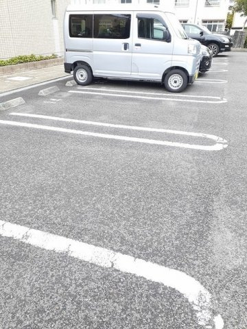 【駐車場】 | カーサ　フィーネ | 駐車場があります