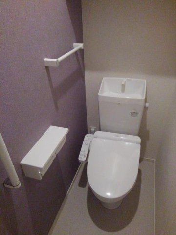【トイレ】 | レジデンス・ジール　Ⅰ | シンプルで使いやすいトイレです