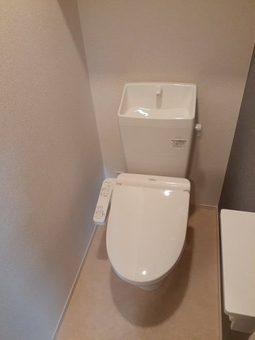 【トイレ】 | レークス　ＹＫ | トイレです