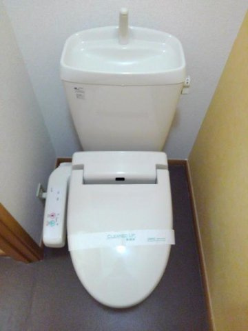【トイレ】 | ヴィラ・エクセレントＣ | 落ち着いた色調のトイレです