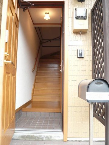 【玄関】 | グリーンコート東館　Ａ | ゆったりとした玄関です