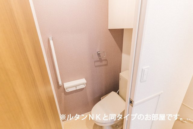【トイレ】 | ガーデンハウス　リーベ　Ⅰ | 清潔感のあるトイレです