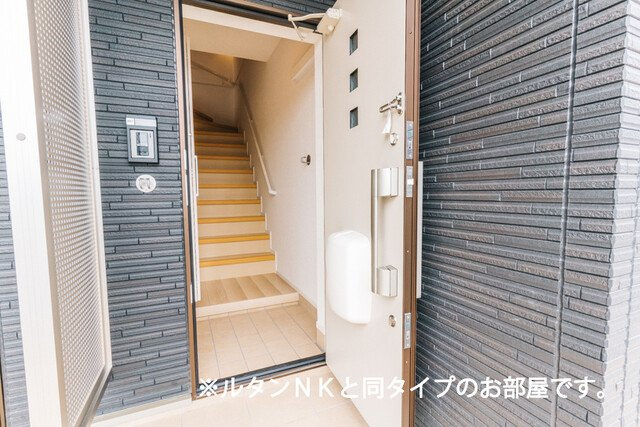 【玄関】 | ガーデンハウス　リーベ　Ⅰ | シンプルで使いやすい玄関です