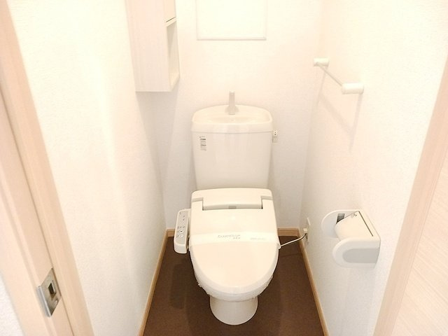 【トイレ】 | カーサ　フォレスタ | 清潔感のあるトイレです