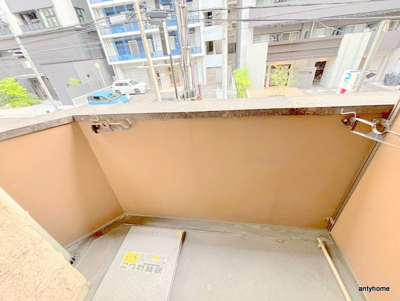 プレサンス谷町アルファ　仲介手数料無料のバルコニー
