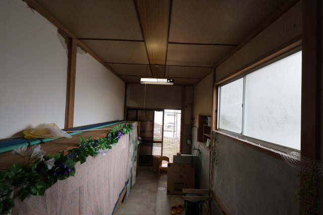 三島郡出雲崎町大字尼瀬岩舟町179番1　土地建物のその他