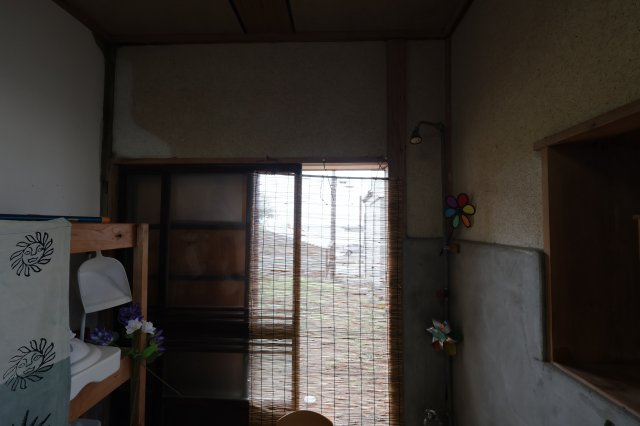 三島郡出雲崎町大字尼瀬岩舟町179番1　土地建物
