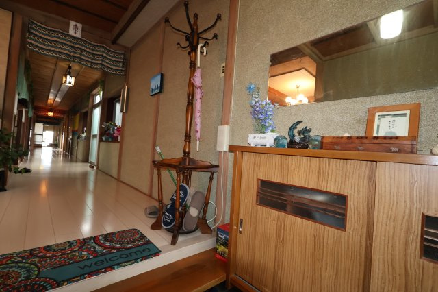 三島郡出雲崎町大字尼瀬岩舟町179番1　土地建物の内装