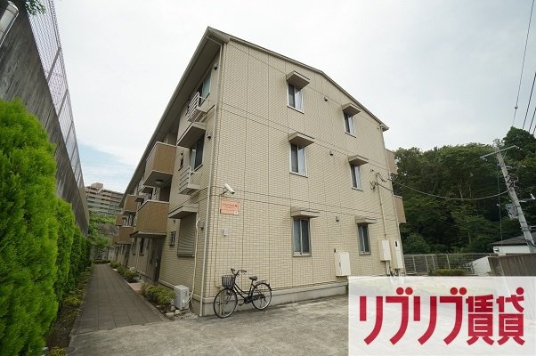 スプリングフォレストBの外観