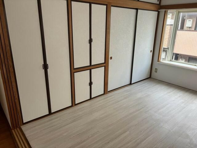 倉田ビルの寝室