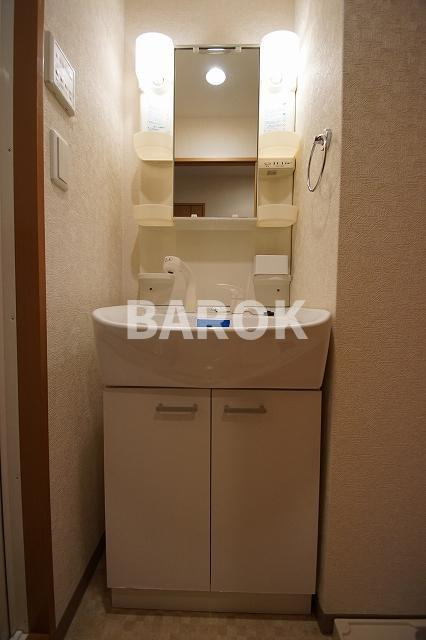 S-FORT福岡県庁前の洗面所