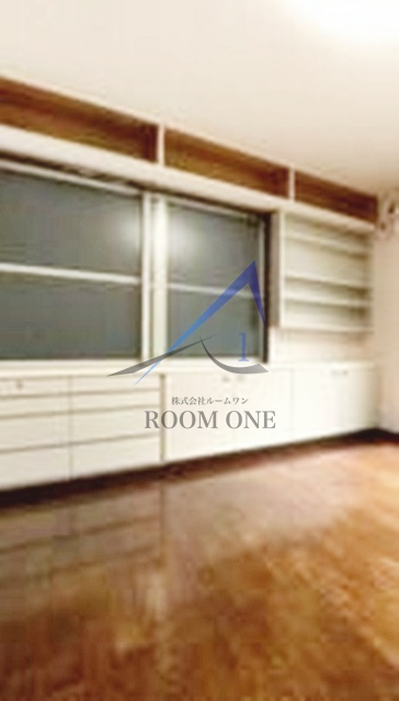 市川荘の居間・リビング|洋室のお部屋です。