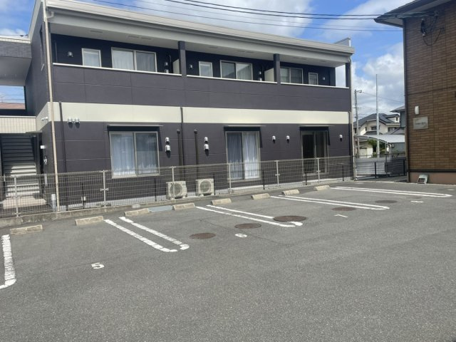 【駐車場】 | コーポ　レーヴ