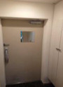 プレール・ドゥーク東京EASTⅢの玄関