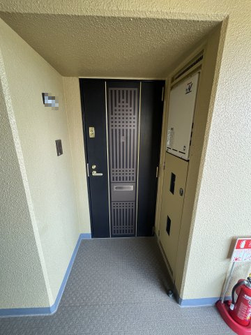 ダイアパレス岐阜早田【3階】　の玄関