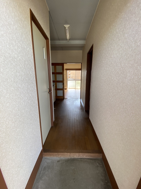 イーストリバー268の玄関