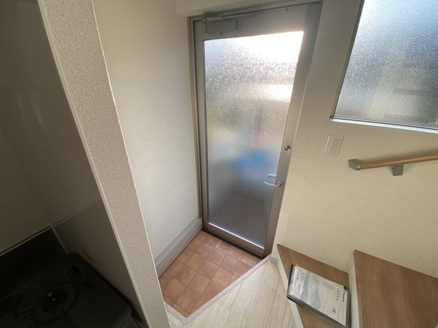 【玄関】アルミロ己斐上
