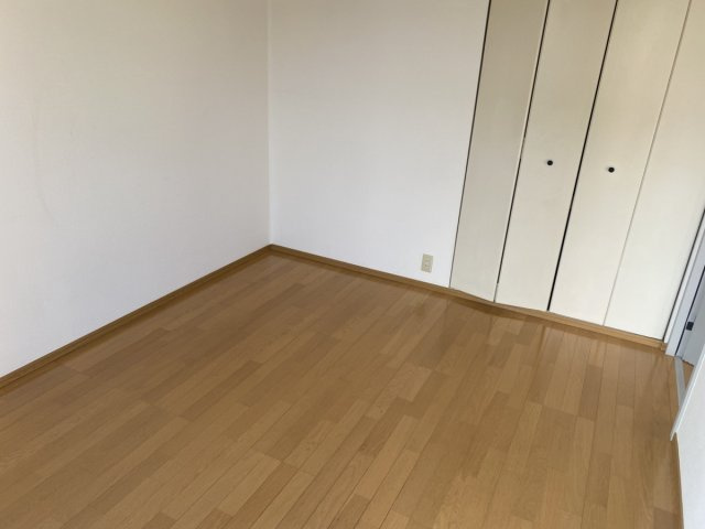 サンビレッジ操明Ａ棟の寝室