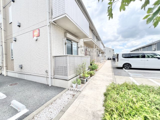 カーサみつわ台 Aのエントランス|建物の内部です