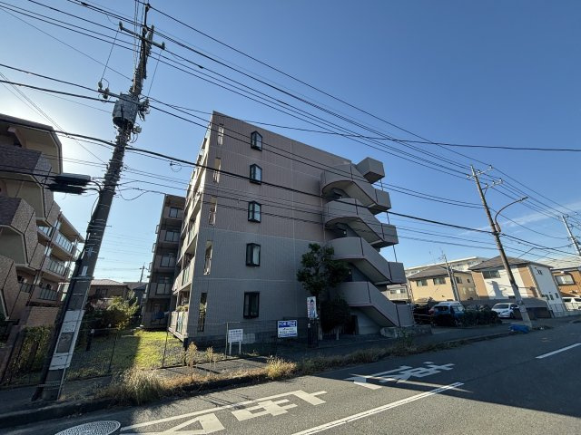 アルデバランの外観