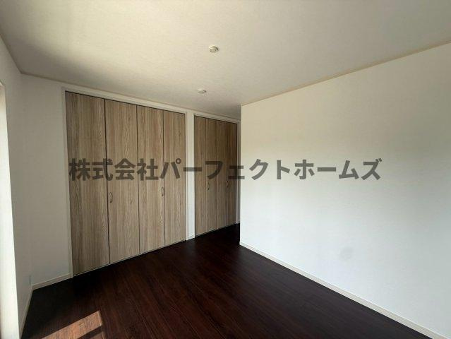 太秦緑ヶ丘戸建　賃貸の洋室|コンパクトで使いやすい洋室です