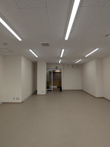 ニュー上六ビルの内装