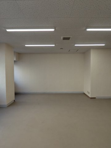 ニュー上六ビルの内装