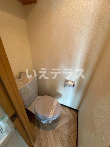 オーシャンビュー湊町のトイレ